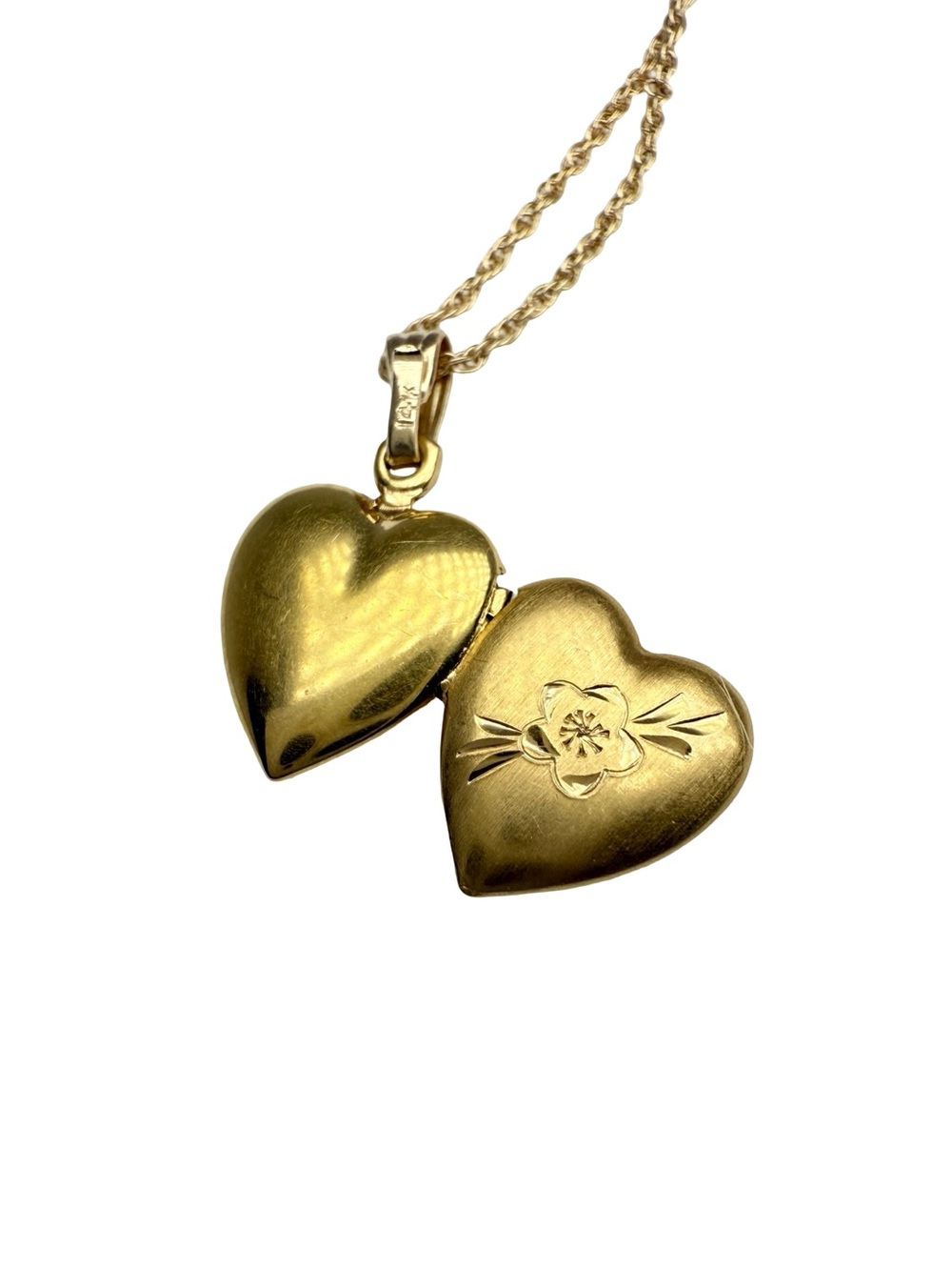 Vintage 14k Solid Gold Heart Locket Necklace Engraved Flower - Picture 11 of 16